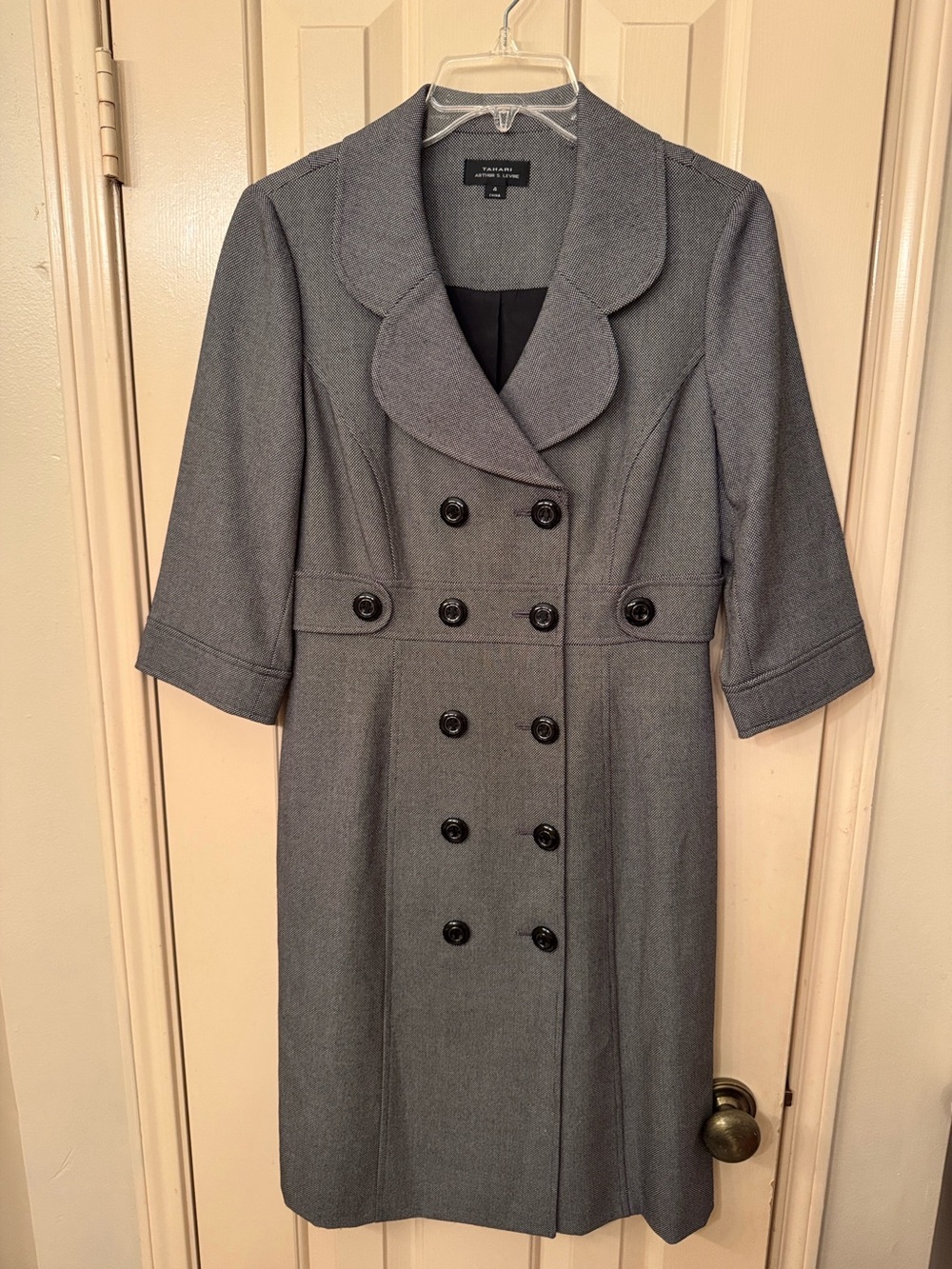 Tahari 3/4 Seeve Coat